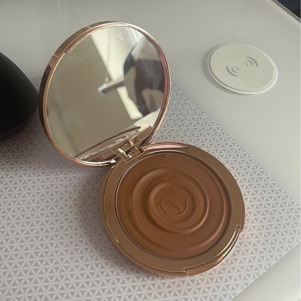 Charlotte Tilbury Beautiful Skin Bronzer